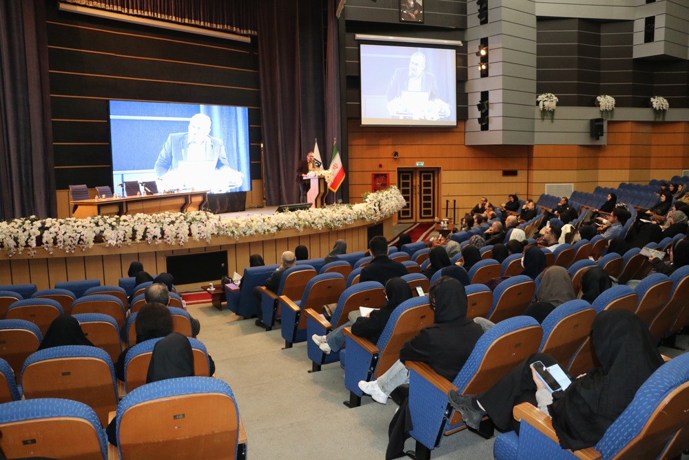 تأکید رئیس دانشگاه علوم پزشکی تهران بر اهمیت تشخیص زودهنگام اختلالات یادگیری