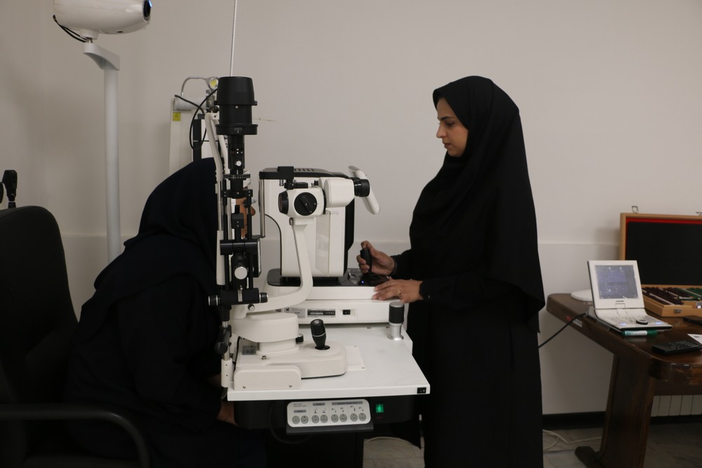  ارائه خدمات رایگان توانبخشی به کارکنان دانشگاه در هفته سلامت